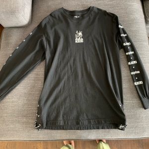 Long sleeved t-shirt